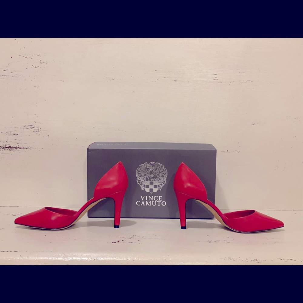 NIB - Vince Camuto Pumps/Heels - VC-RACCIA - True Red Nappa